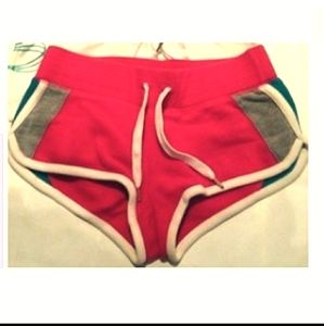 TNA (Aritzia) cozy booty sexy shorts